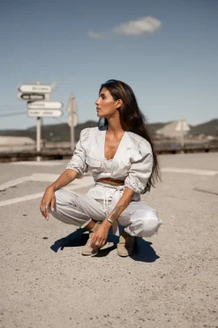 Alyssa Wickeloberteil Ecru