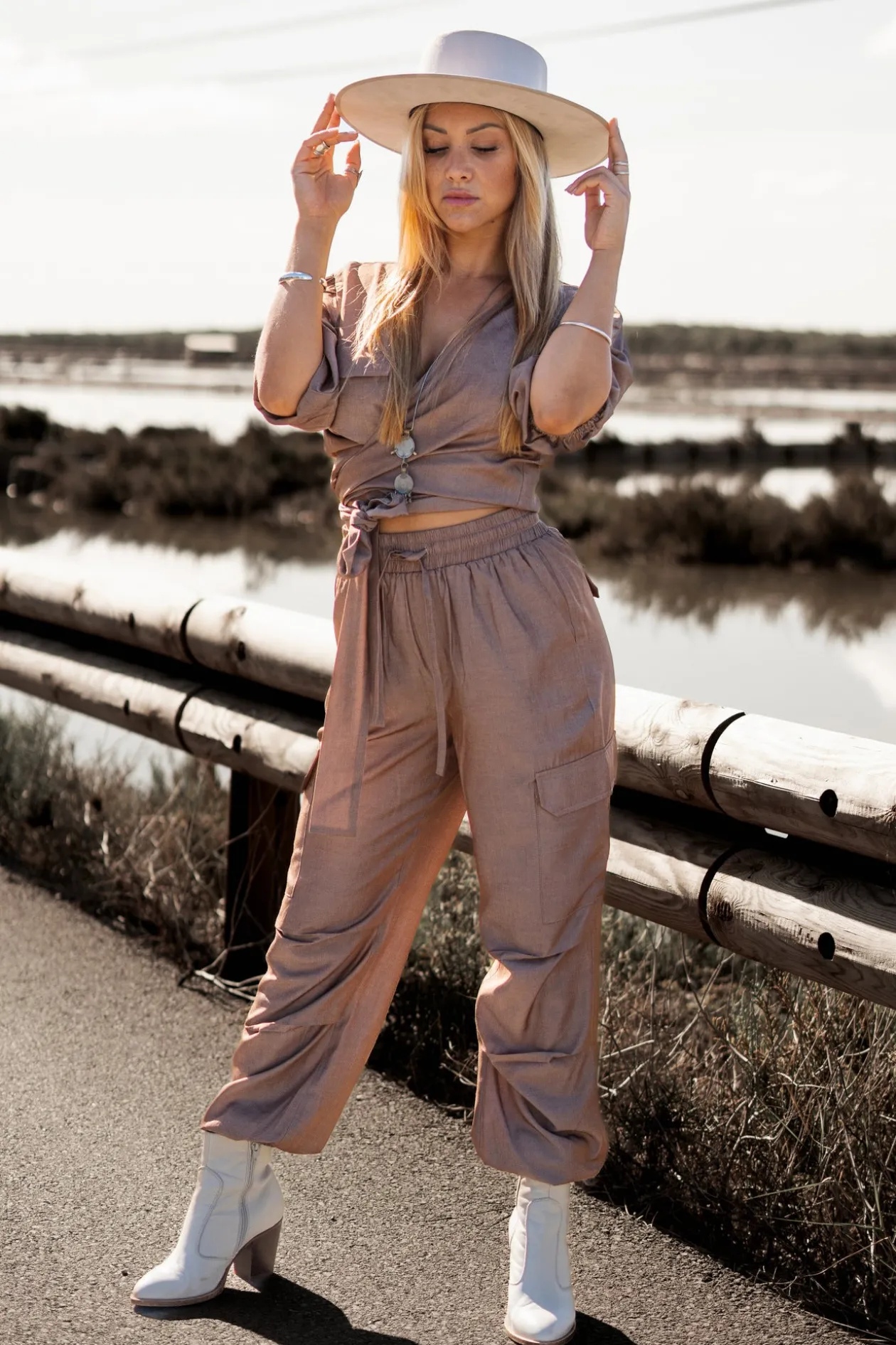 Alyssa Wickeltop Taupe