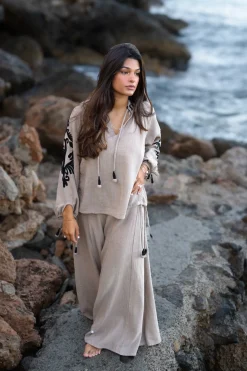 Bluse mit Stickerei Esthetica Taupe