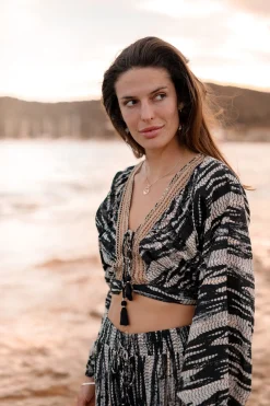 Cropped Top Emika Schwarzer Druck