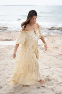 Kleid Peralta Bordado Sand