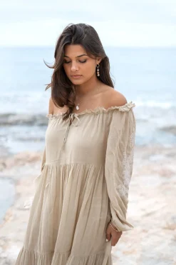 Kleid Peralta Cuenca Sand