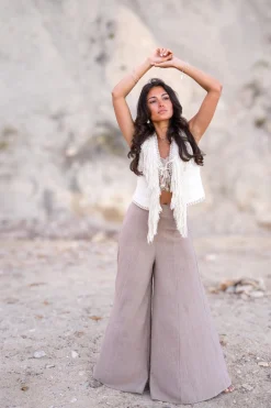 Kurze Fransenweste Esthetica Ecru