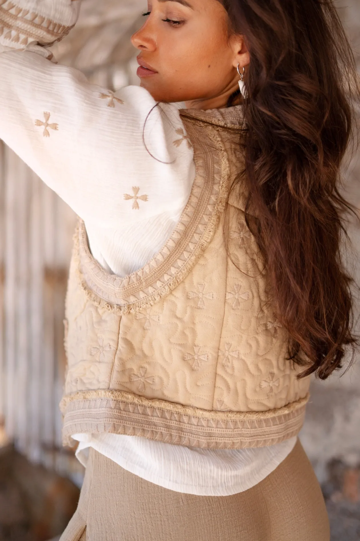 Kurzweste Sonrisa Taupe