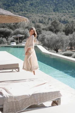 Langer Kimono Impresion Quadrat