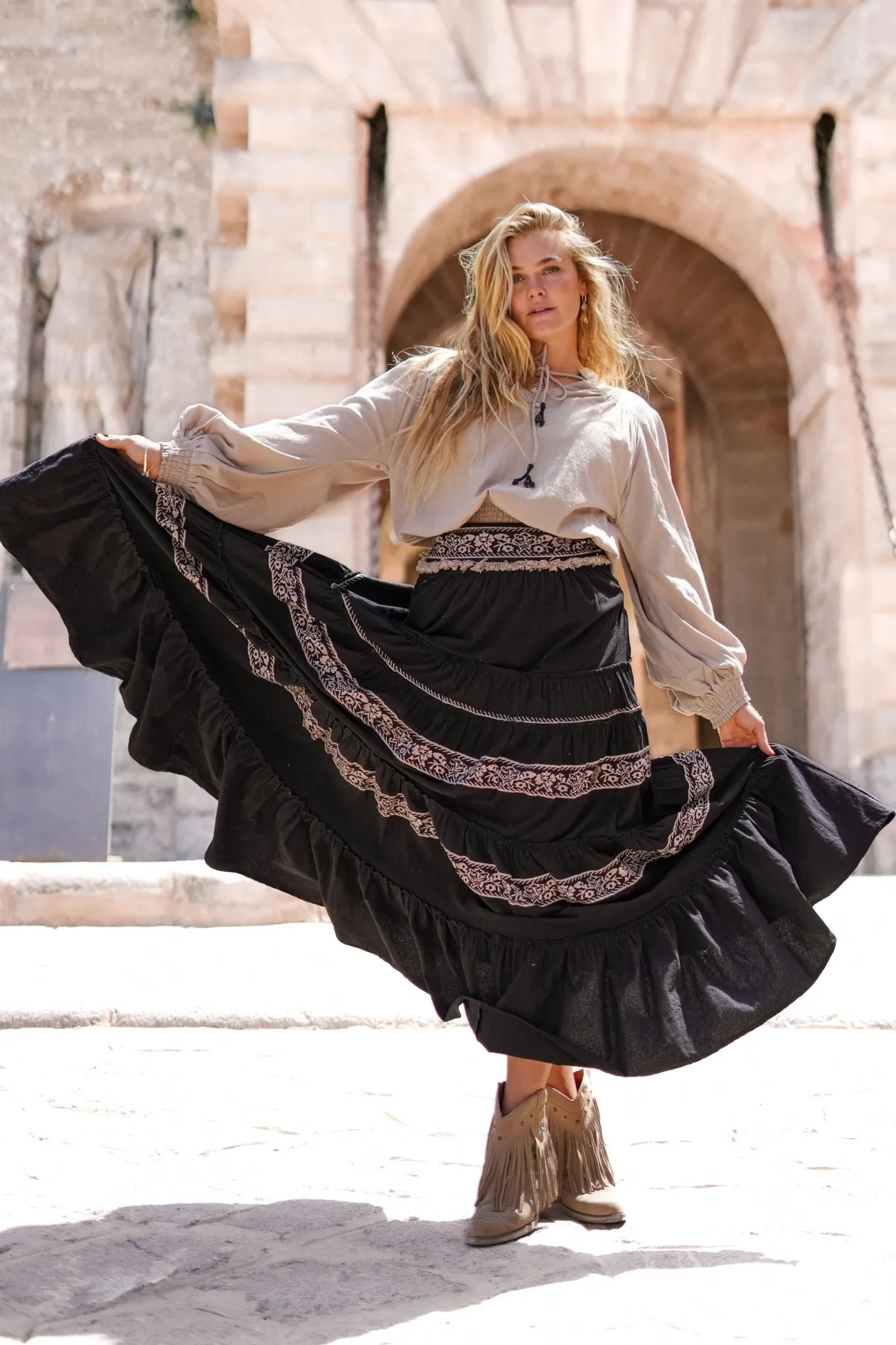 Langer Rock Espanola Schwarz