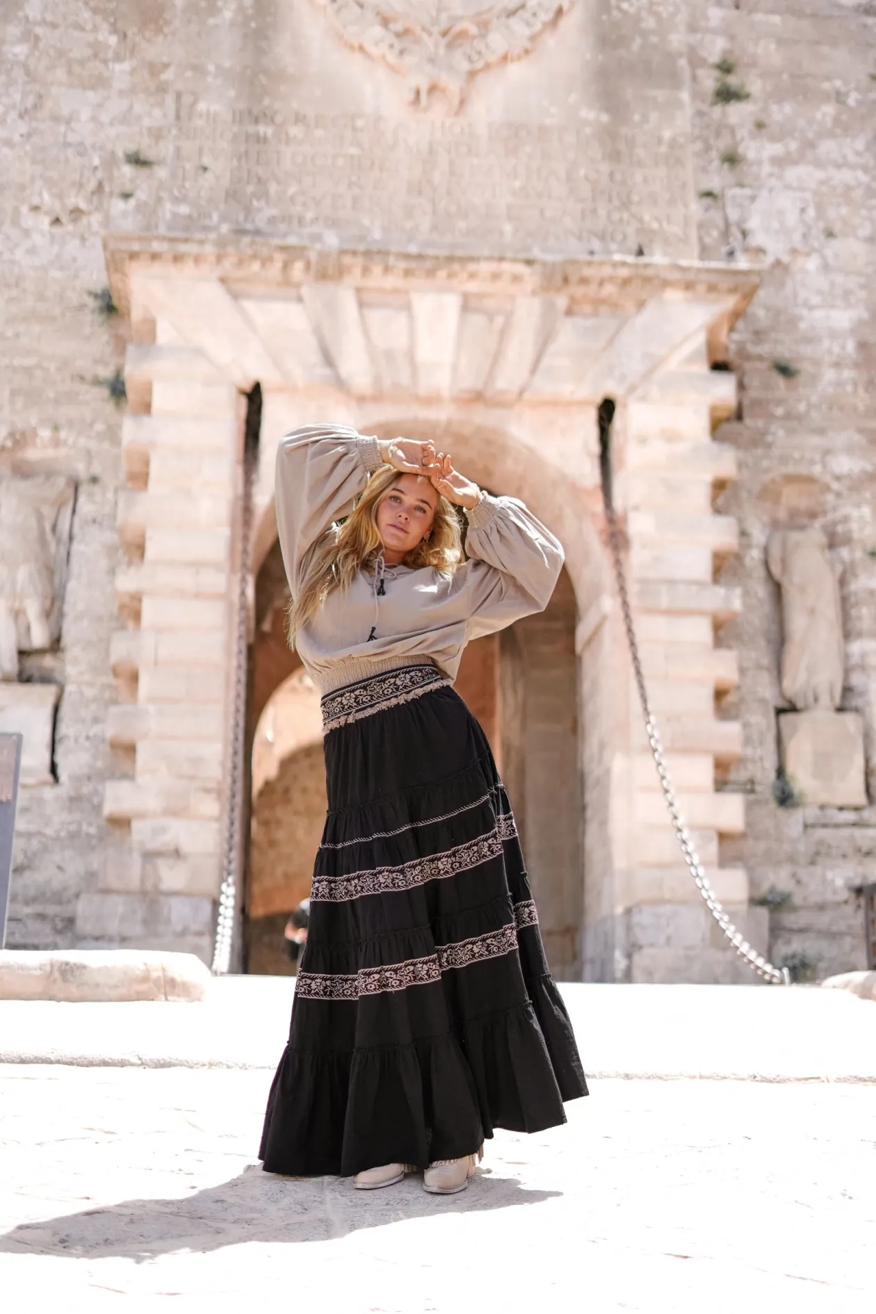 Langer Rock Espanola Schwarz