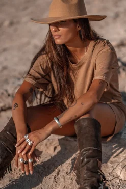 Nova T-shirt Kleid Braun