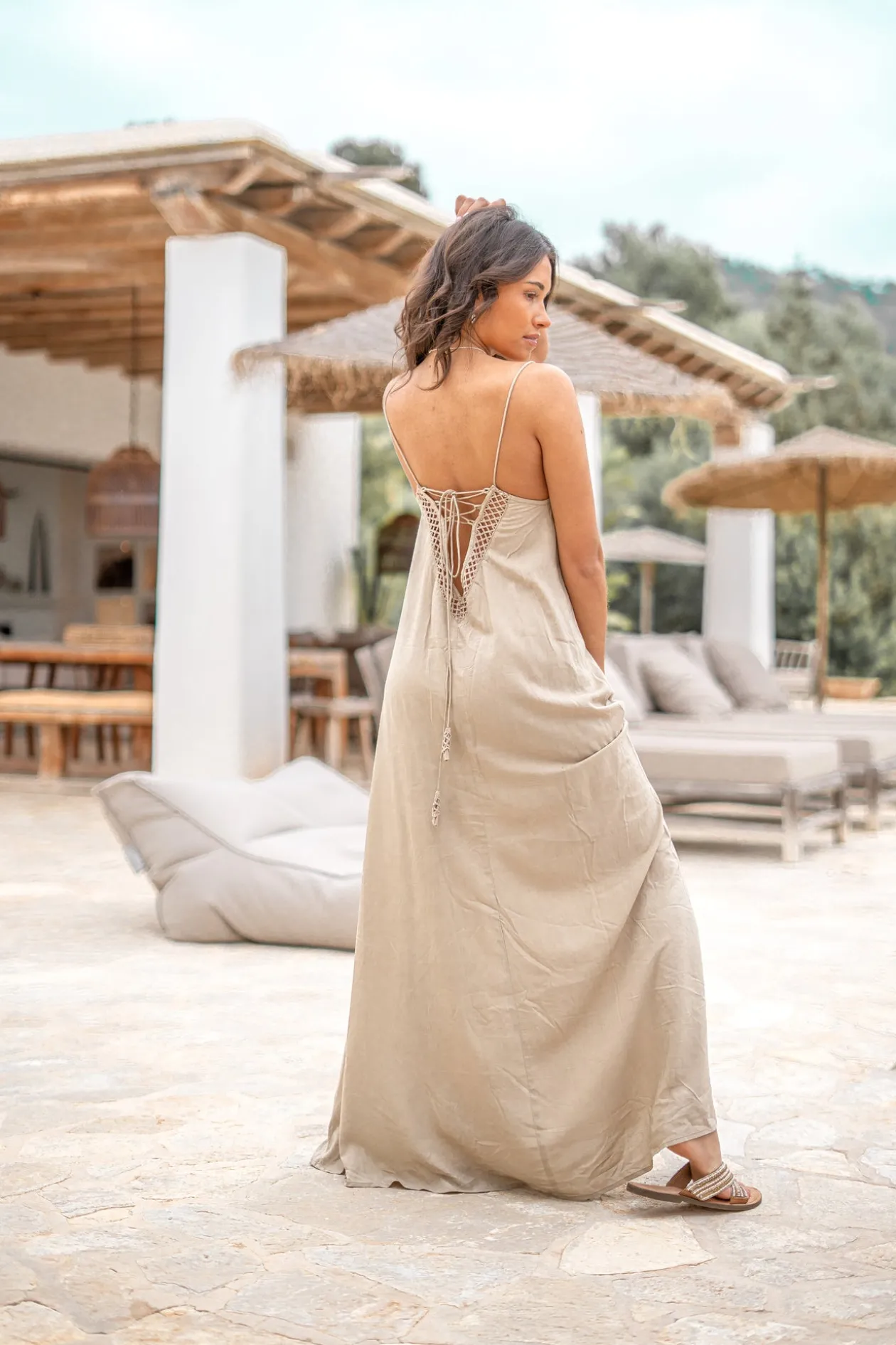 Riemenkleid Eli Taupe