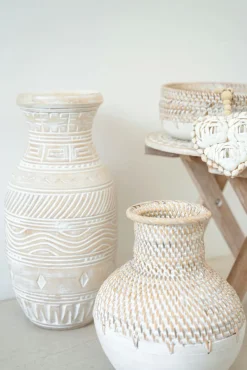 Vase Kayu Off White