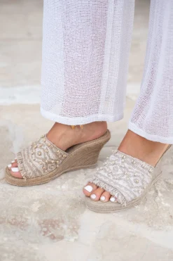 Wedge Resort Taupe