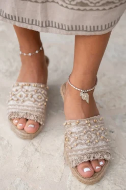 Wedge Resort Taupe